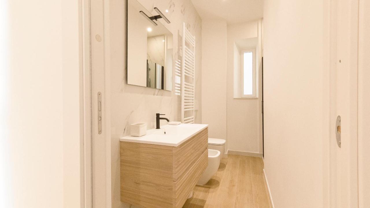Noliday Riviera Sea View Luxury Apartment Екстериор снимка